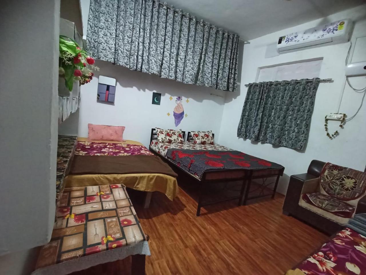 Holiday Home Stay Khajurāho エクステリア 写真