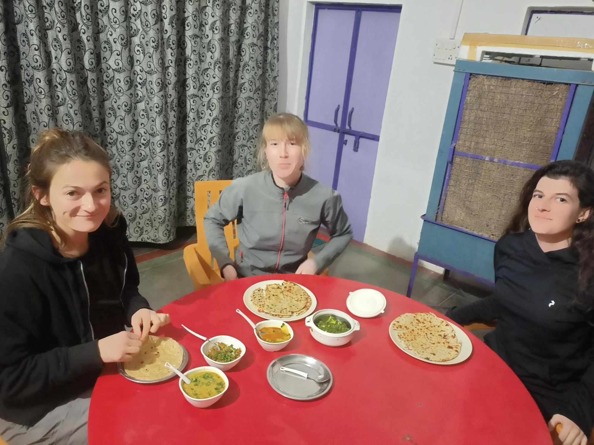 Holiday Home Stay Khajurāho エクステリア 写真